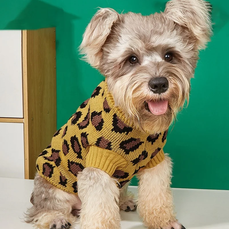 Hot Sell Leopard Pattern Pink Grey Khaki Wool Yarn Dog Jumpers Pet Knitted Sweater for Small Dogs