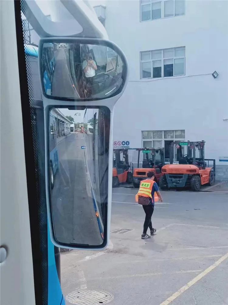 Factory Hot Selling Bus Parts Rearview Mirror Kw63 RGD  For Yutong for Golden Dragon For Benz Bus Body Parts Outside Mirror