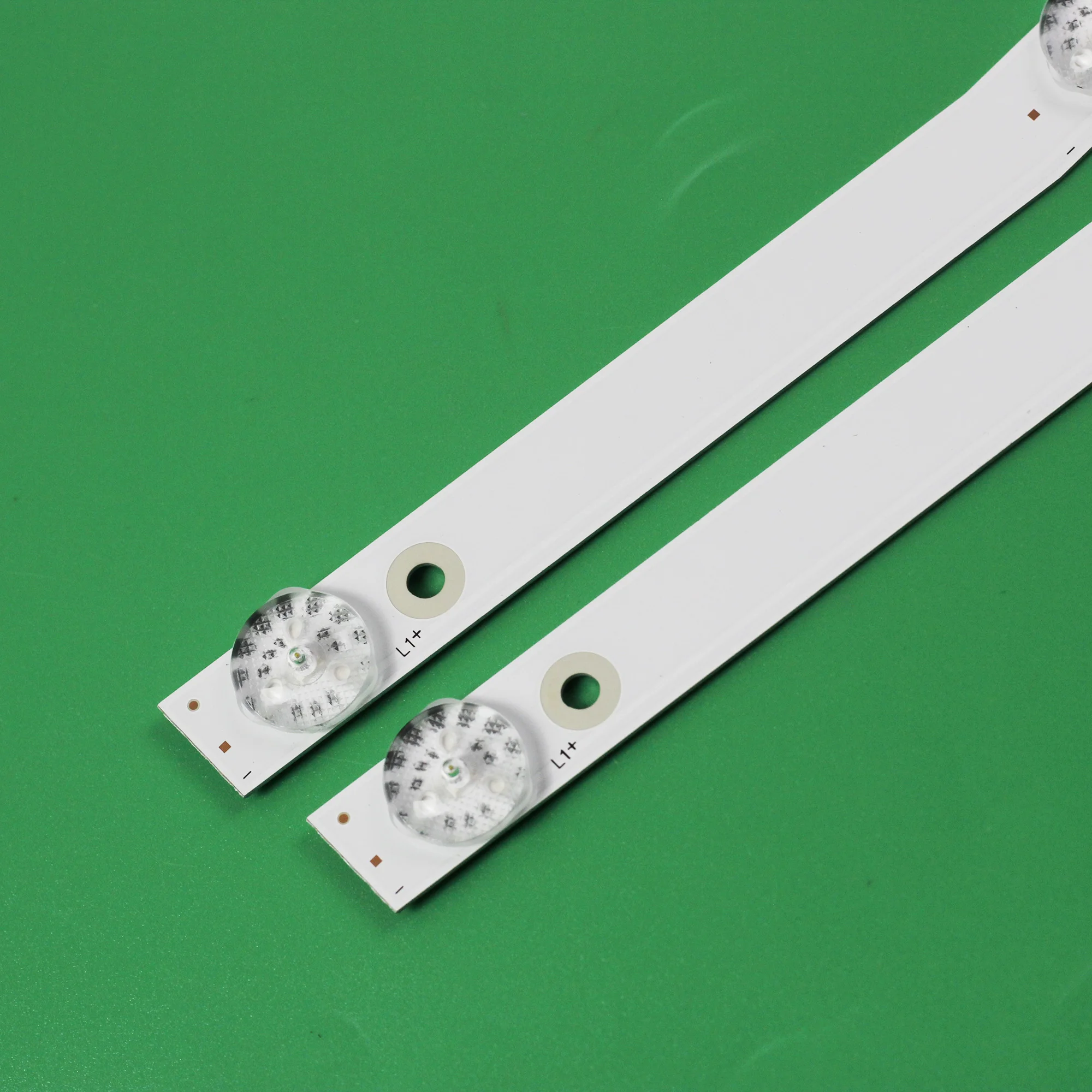 MS-L2082  JS-D-JP3220-061EC  1set 2pcs 6v , apply to 32 inch 32L56 32L3 32S1A Led Tv Backlight Strip