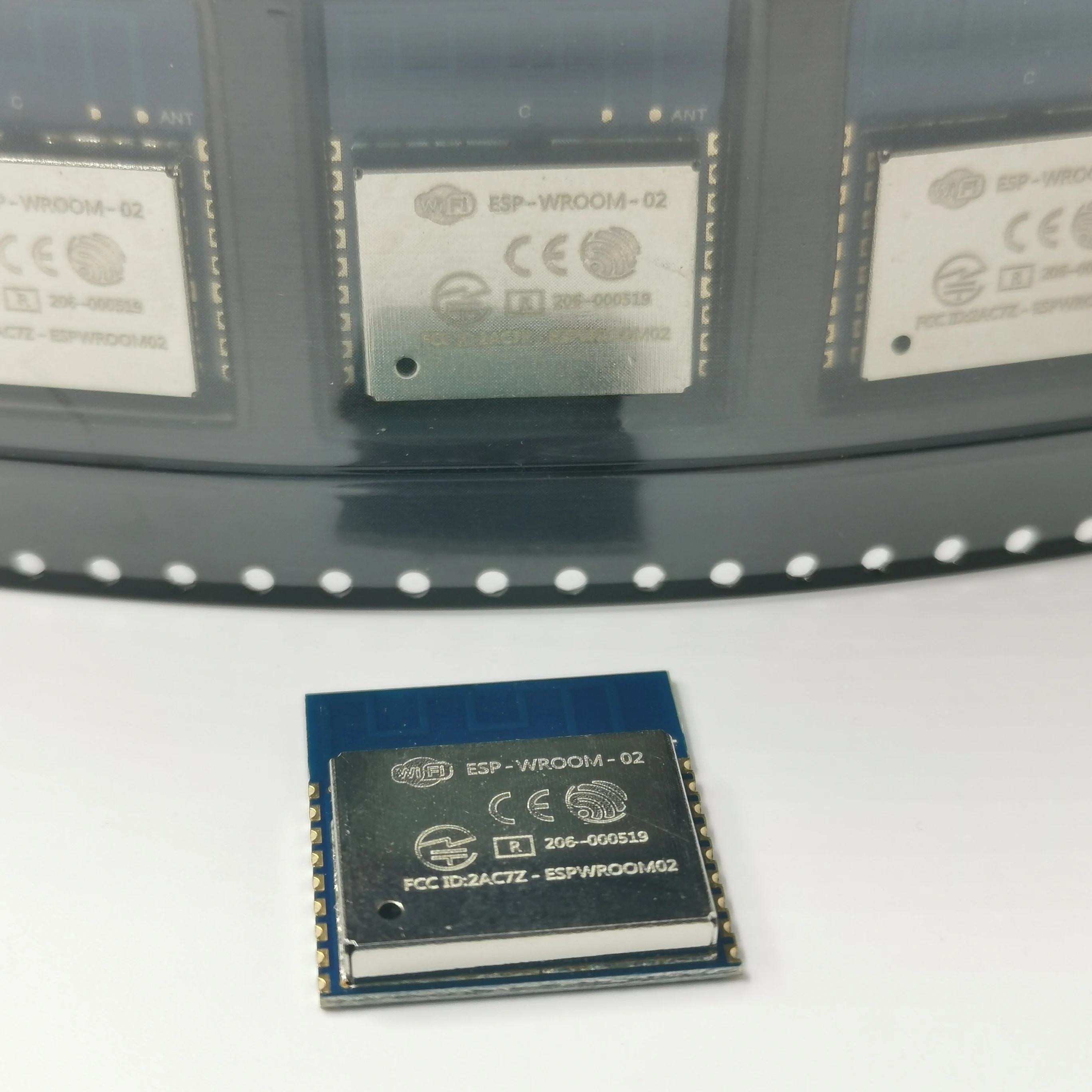 Малый размер ESP-WROOM-02 Wi-Fi модуль с антенной на печатной плате на основе ESP8266EX IC чипсет