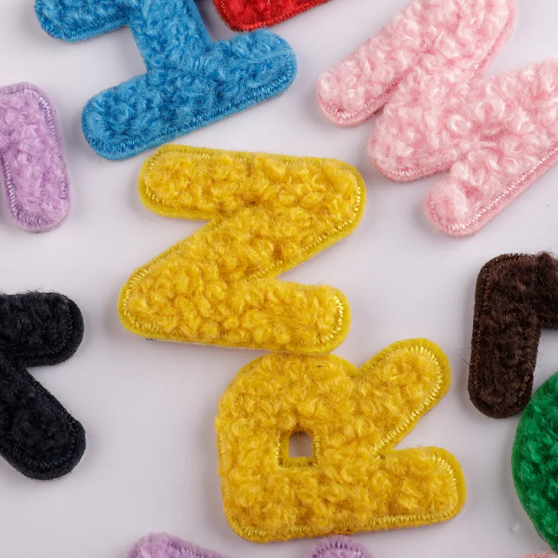 Stock Small Size Wholesale Chenille Patches Iron on Letters Patch for Clothes