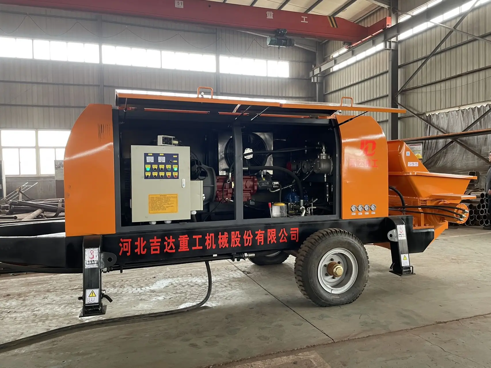 New Popularity Concrete Mixer and Pump Machines Provided 1 Set Self Loading Mixer Water Pump Self Driving Motar Mixer with Pump