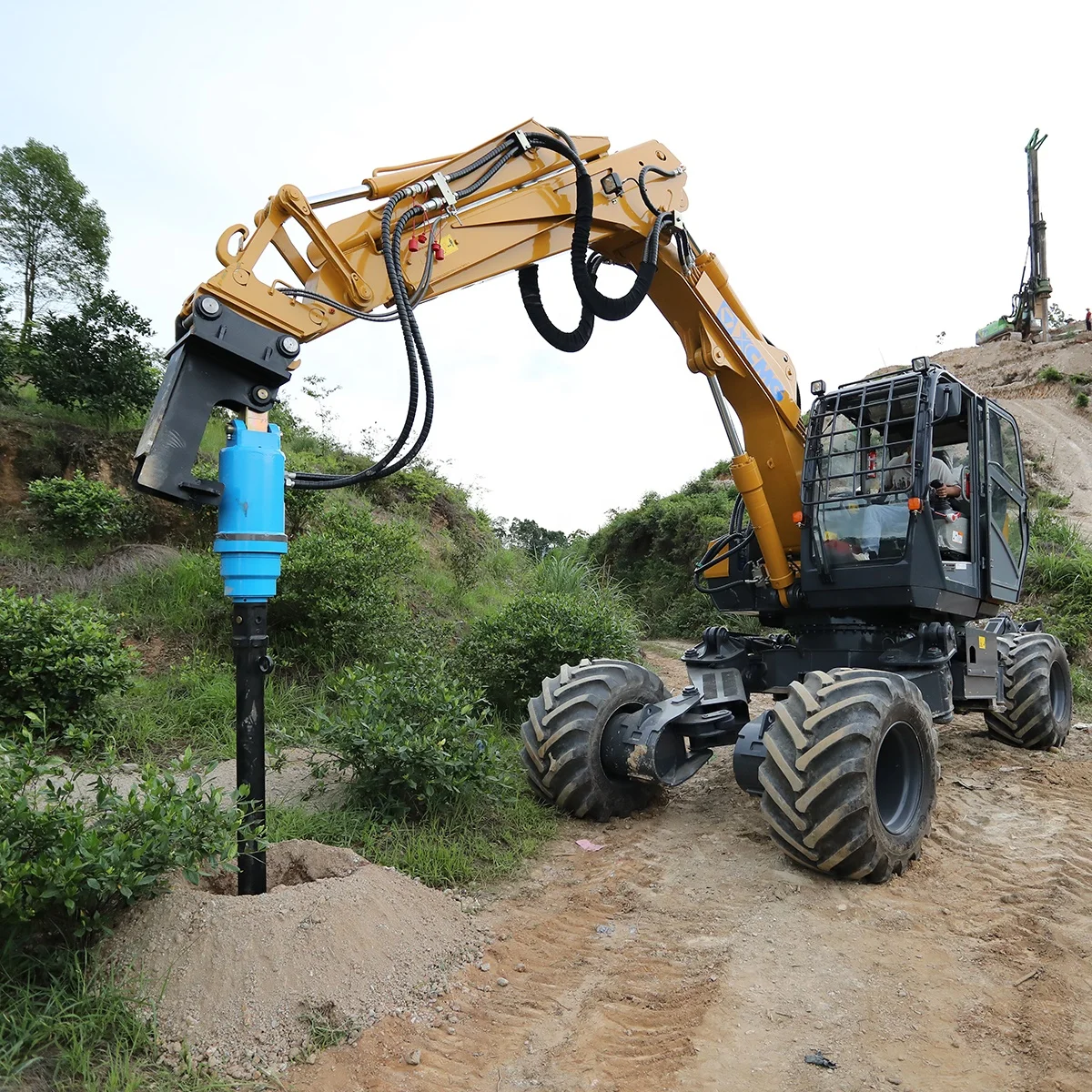 YA2000 Top-level Wear-resistant High quality hydraulic motor Spiral Affarestation Auger for Excavator tools