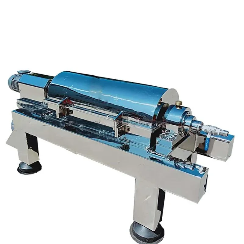 CE approved New 3-phase Olive Oil Horizontal Centrifugal Decanter Centrifuge for extraction with factory price