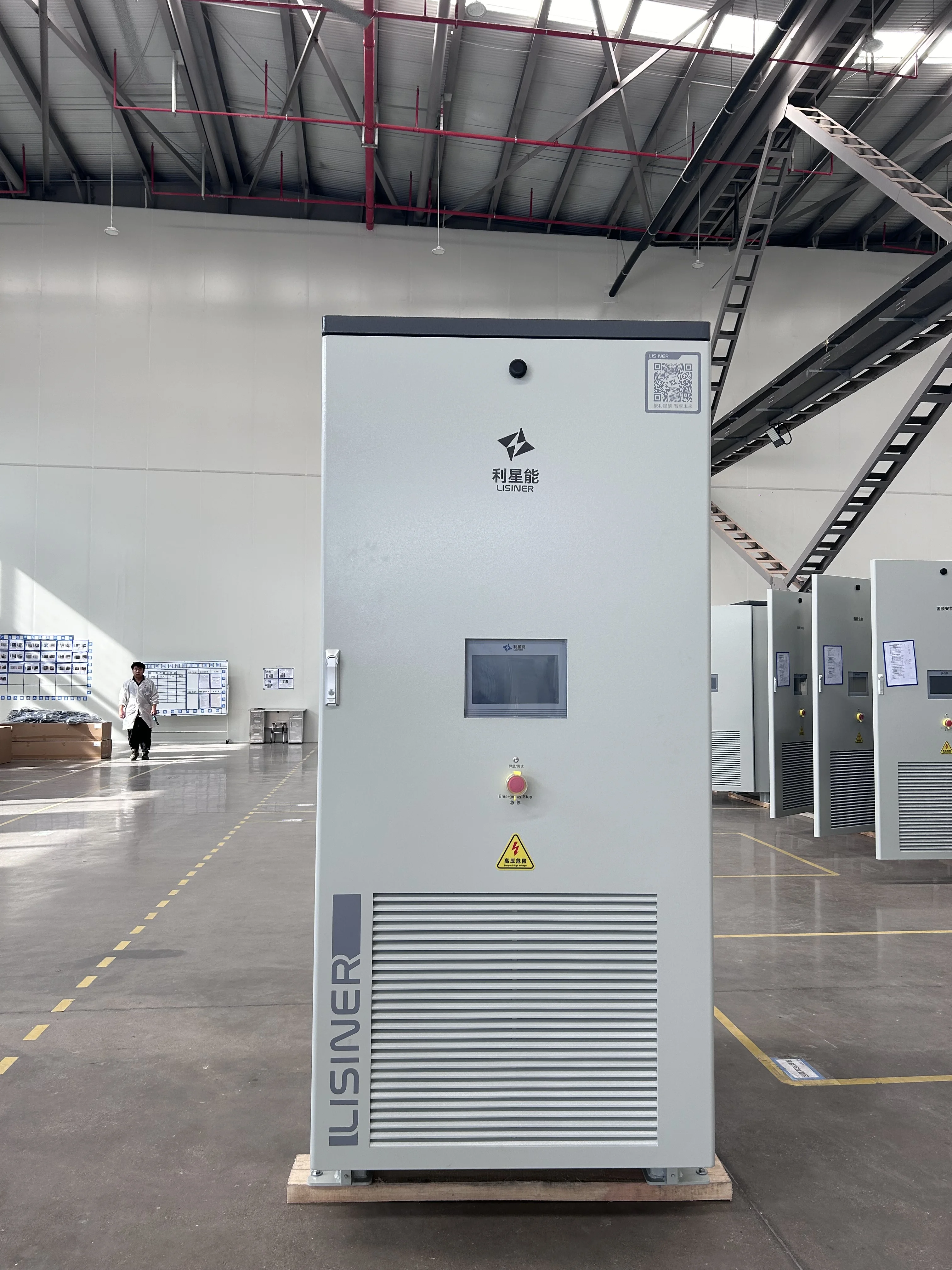 LIFEPo4 232KWh 254KWh 261KWh система аккумулирования энергии с 100Kw 125Kw 115Kw солнечное жидкостное охлаждение BESS вариант подключения вне сети