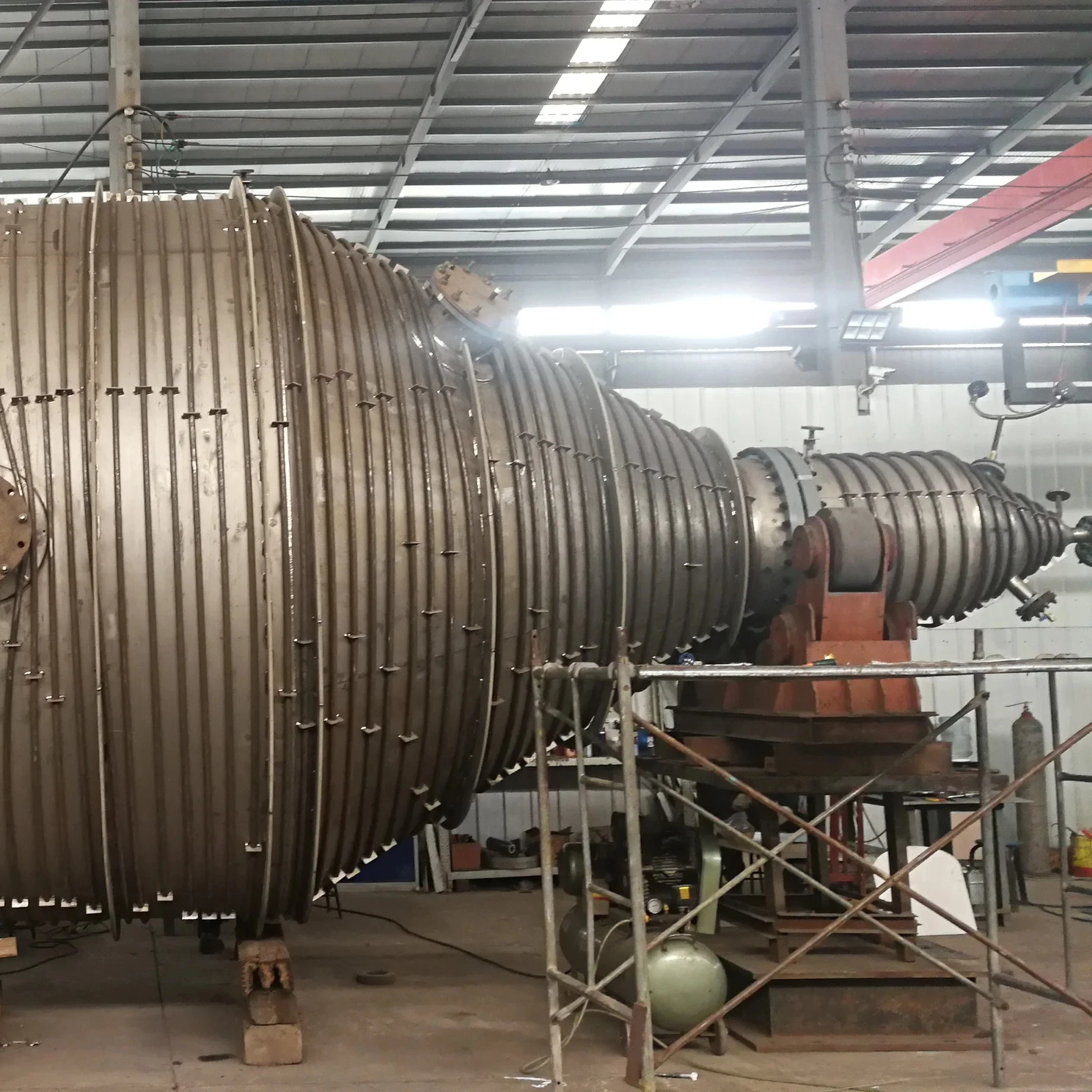 Titanium and Zirconium Heat Exchangers Heaters Coolers Condensers Evaporators and Reboilers for Corrosion Resistant Liquid