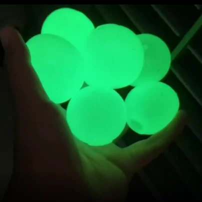 Funny Globble Anti Stress Relief Squeeze Sticking to The Wall Ball to The Ceiling Glow in The Dark