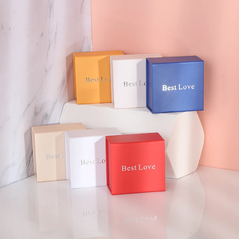 Fashion cardboard magnet jewelry paper box with soft touch matte customer logo and size