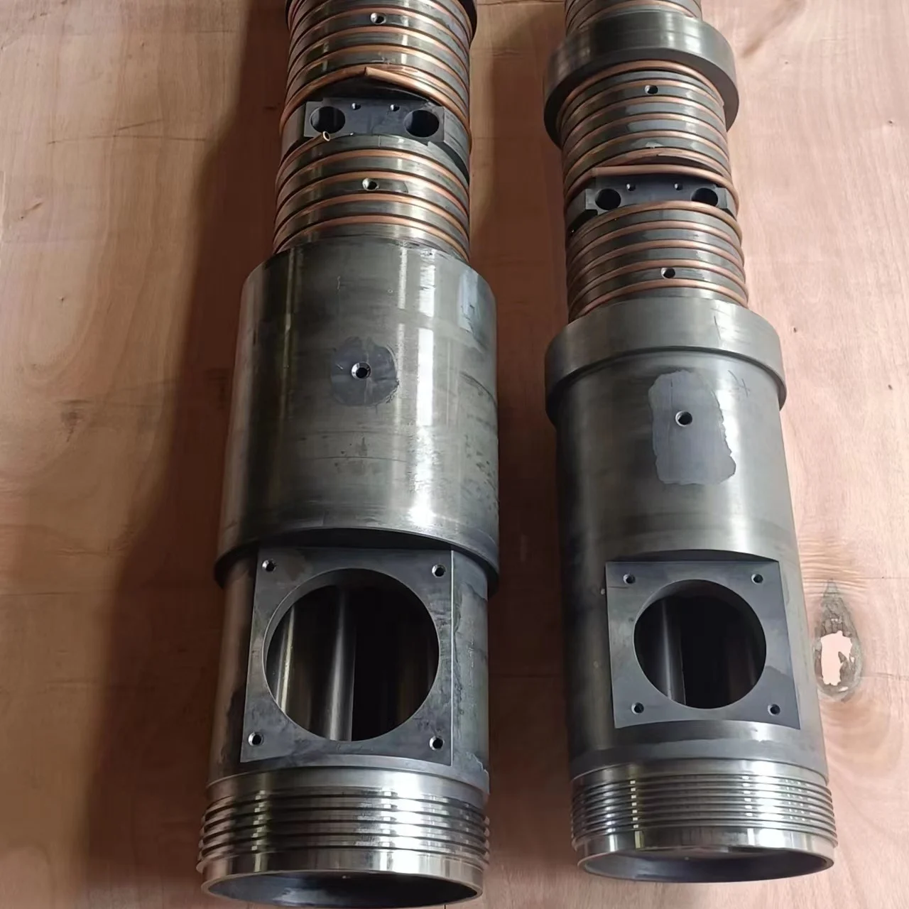 92/188 110/220 Screw and Barrel for Plastic Extrusion Machine Spc Flooring Extruder Spare Parts