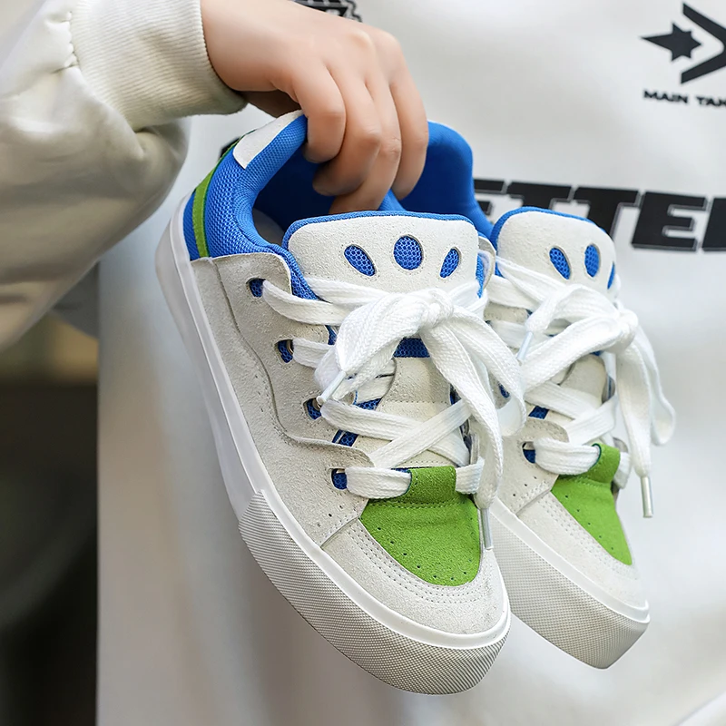 New Fashion Casual Couple Bread Shoes Men Women Walking Style Shoes