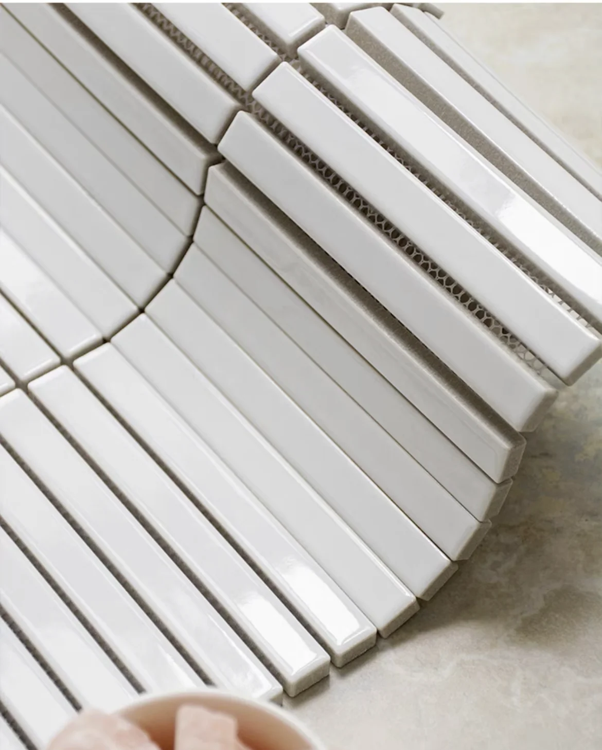 Hot Sale Bathroom Shower Kitchen Backsplash Wall Glazed Ceramic Stackbond Strip Kitkat Finger Tiles Mosaic