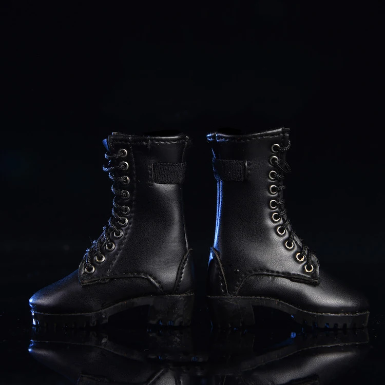 Toy accessories female plastic puppet army boots for beauty statues