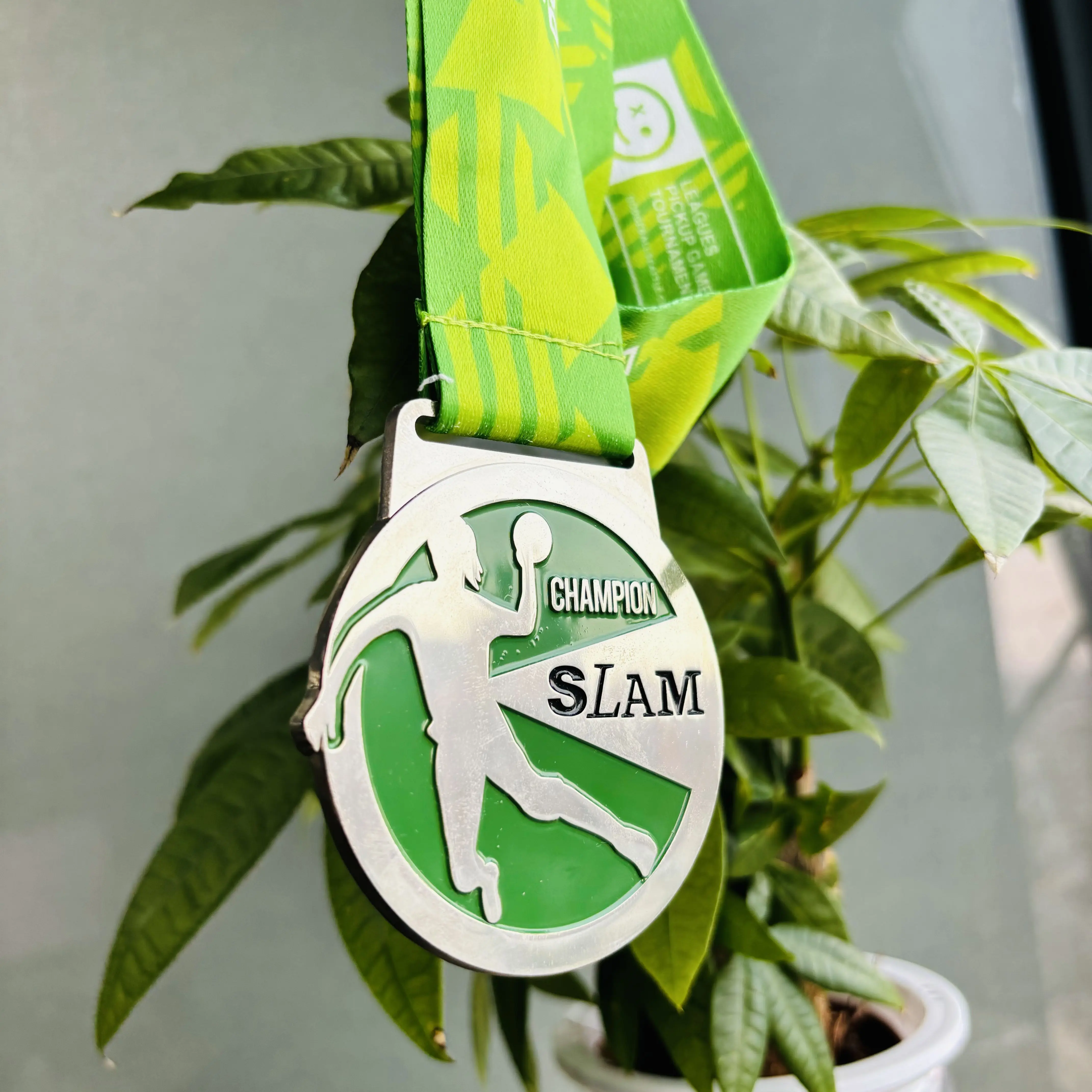 Заводская изготовленная на заказ Бесплатная дизайнерская металлическая футбольная спортивная медаль Золотая 3D сувенирная Лиги чемпионов