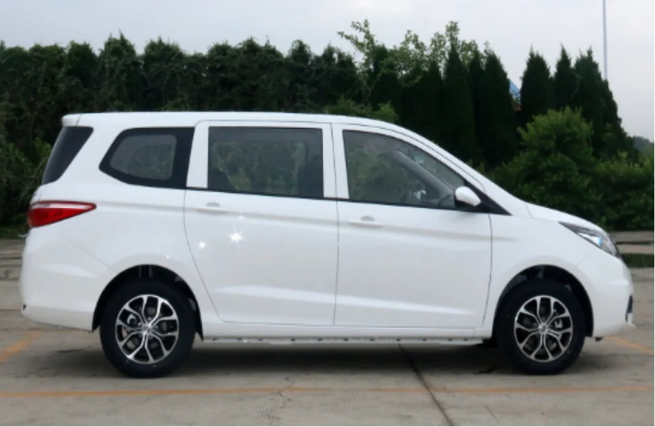  Лидер продаж Электромобиль Changan диапазон 400 км 6 сидений 5 дверей Электрический