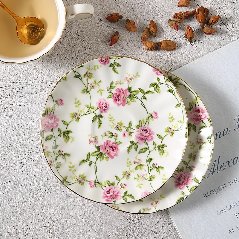 Ceramic farm style coffee cup and saucer set high quality Gold border red tea cup and pumpkin flower coffee cup and saucer