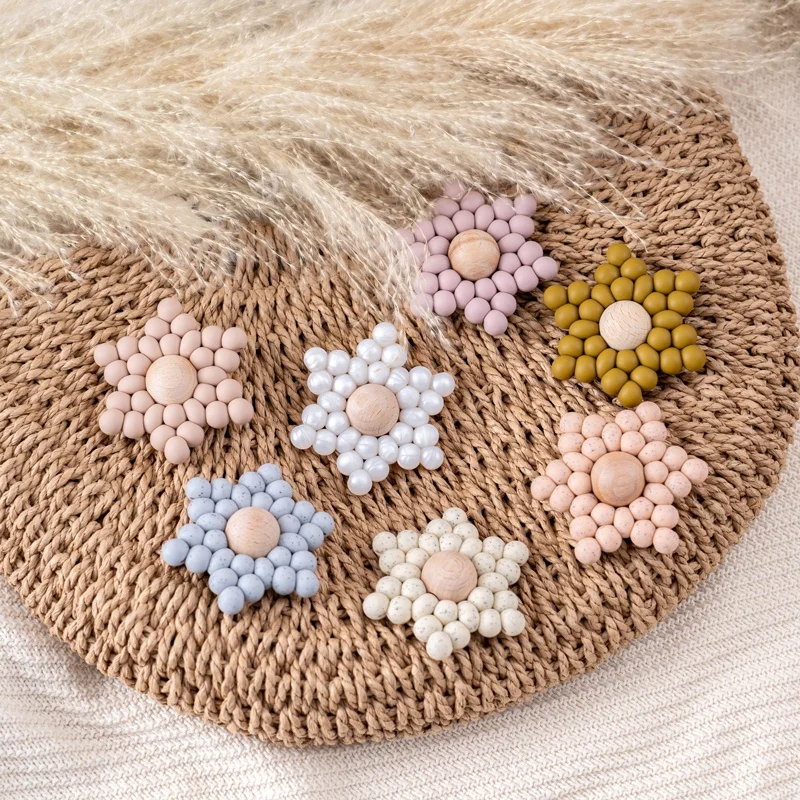 Ready To Ship Top Quality BPA Free handmade fancy choice Silicone Beads Daisy flower Teether
