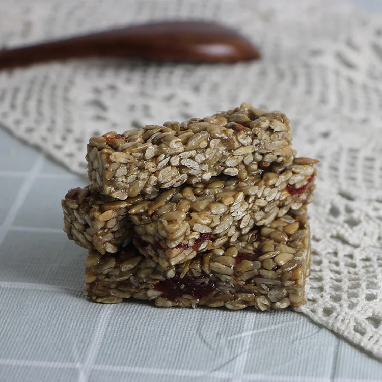 High-quality individual packaging of handmade snacks produced in China