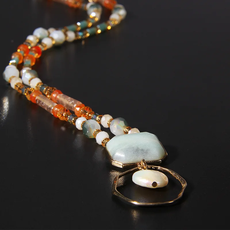 Qingdao V&R Marble Effect Beads Artificial Stones Seed Bead Ball Raffia Charm Pendent Necklace Acrylic Resin Lucite Necklaces