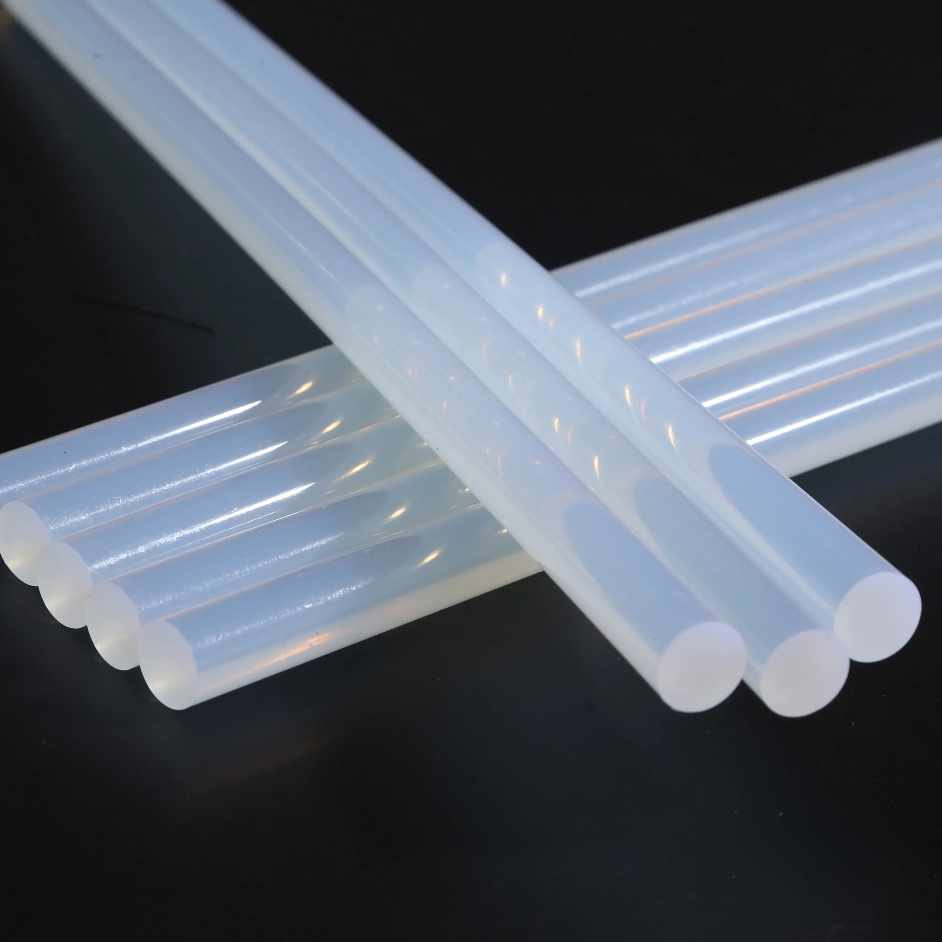 Wholesale price Taiwan 7MM/11MM Transparent Hot Melt Glue Stick For Gun