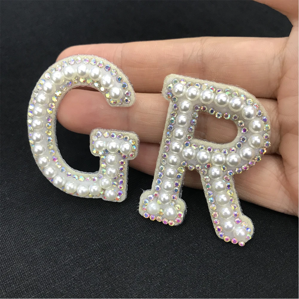 Tr502 bling custom 26 букв горячей фиксации хрустальные стразы Алфавит жемчужные стразы