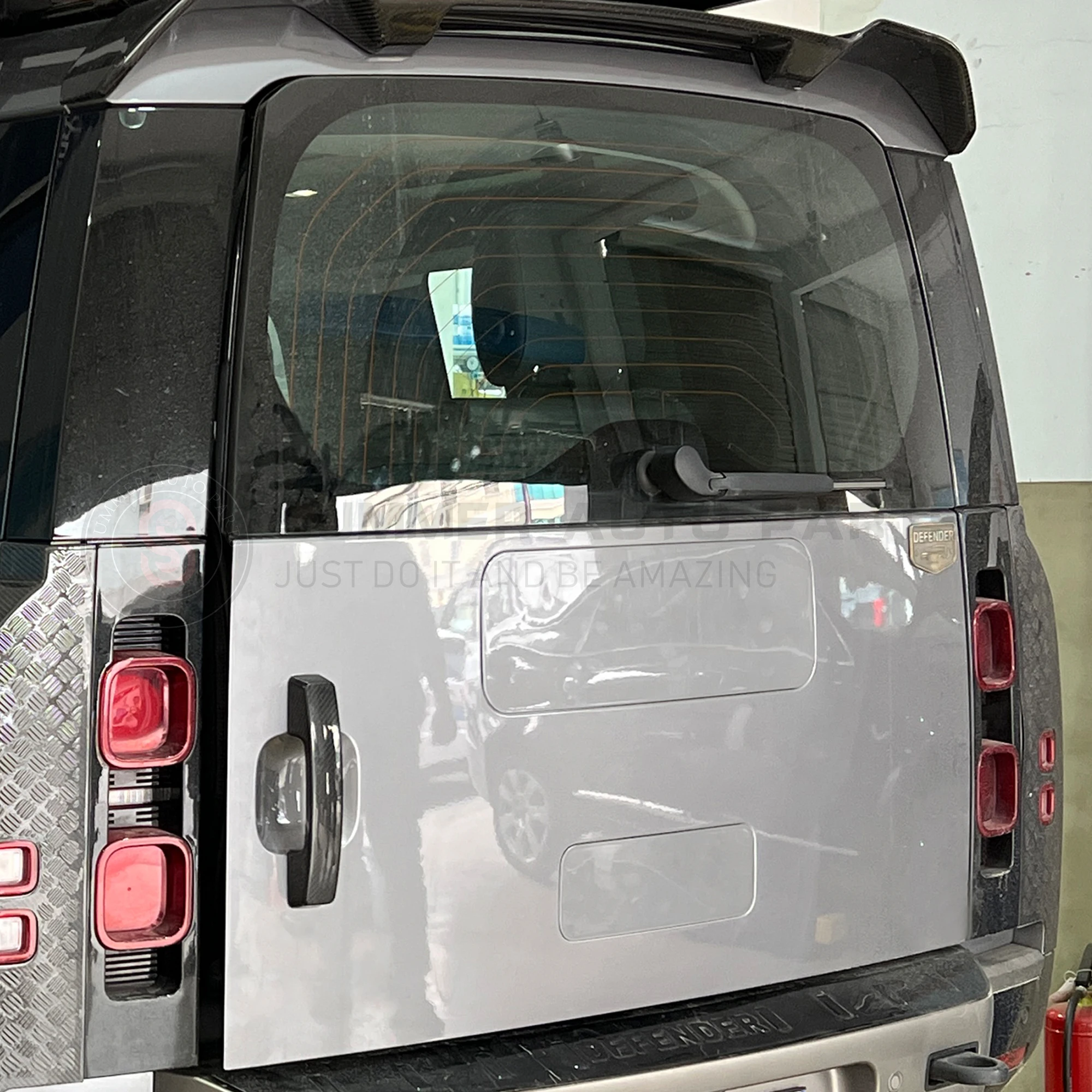 New Arrival  Glossy-Finished Surface Removal Kit Spare Wheel Cover Decoration Plate For Land Rover Defender Accessories