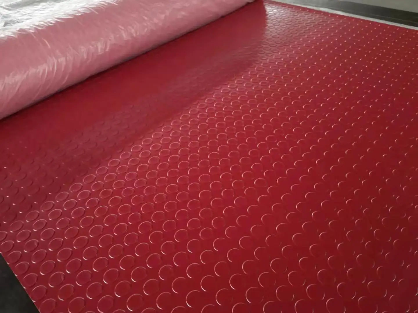 Резиновый настил для