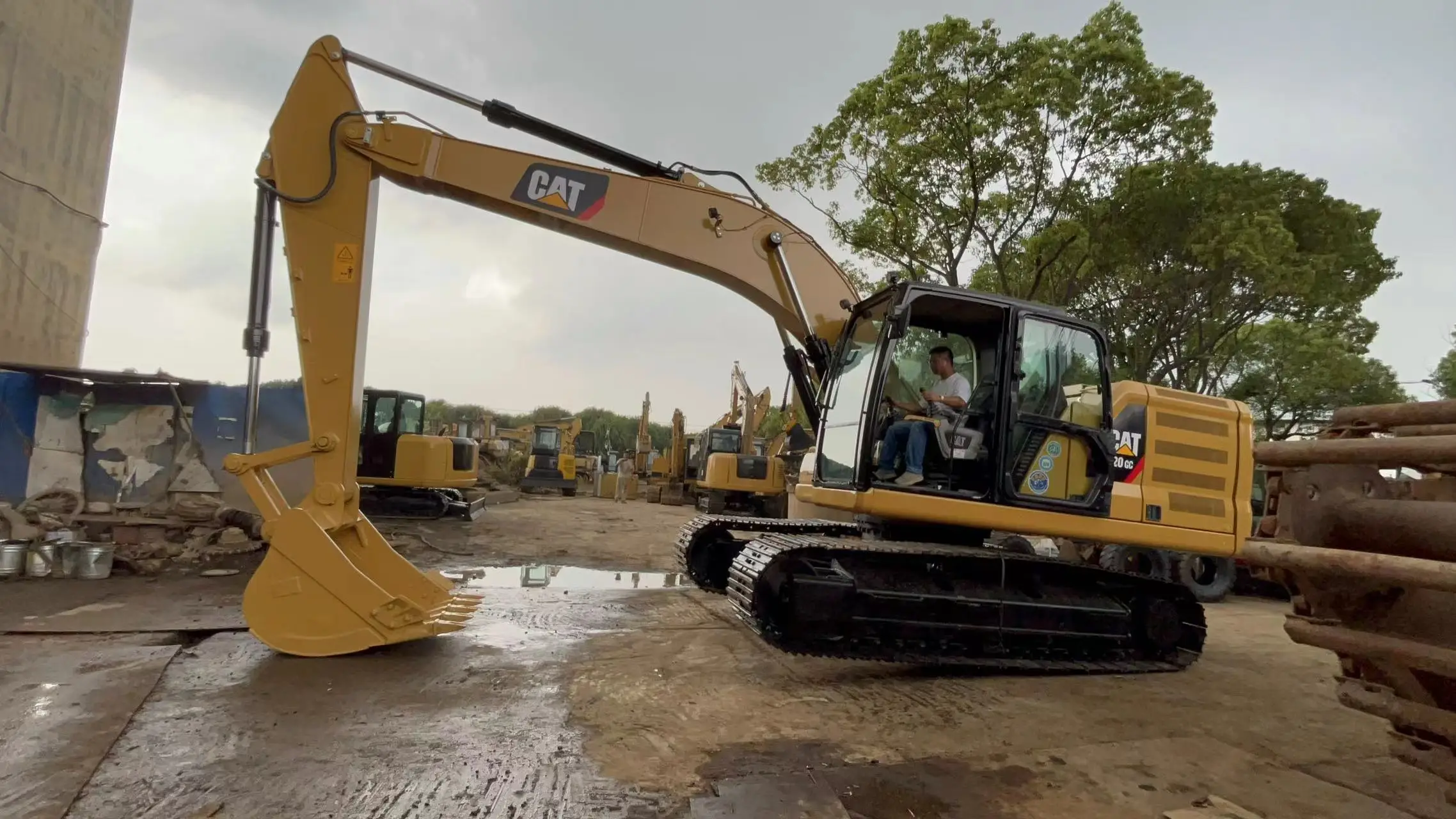 Original low price Used CAT 320GC excavator 20 ton used excavator Caterpillar 320GC 320D 320C CAT 308 336D 330D 320CL in stock