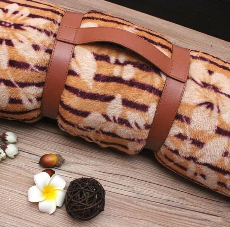 New Customizable Outdoor Blanket Carpet Leather Strap Picnic Mat PU Metal Buckle Strap Fixed Strap