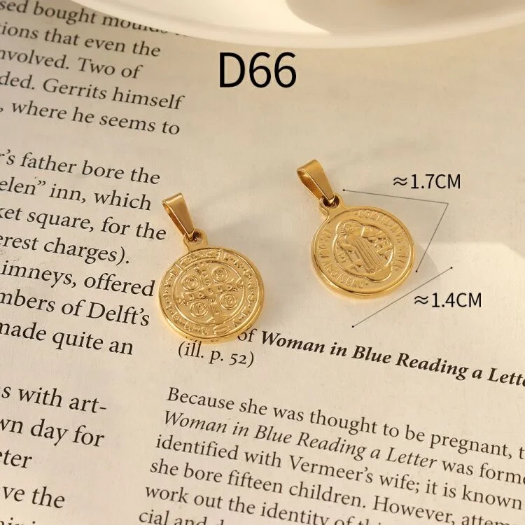 High Quality Custom Hiphop Jewelry Religious 18K Gold Plated Stainless Steel Crucifix Cross Medal Christian Pendant For Women