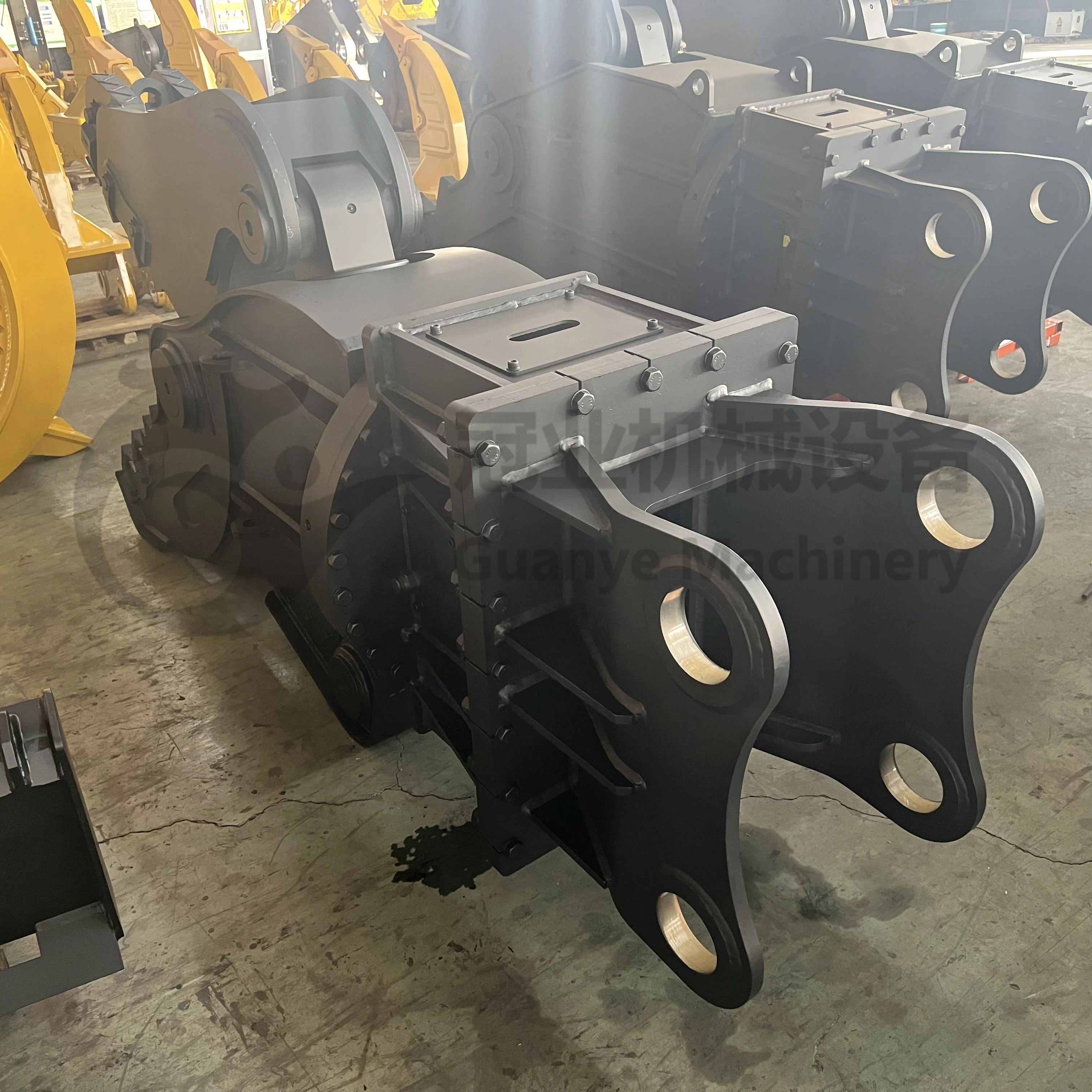 superior quality High Speed Pressure Boost Valve Steel Crusher Hydraulic Fixed Pulverizer Support customization