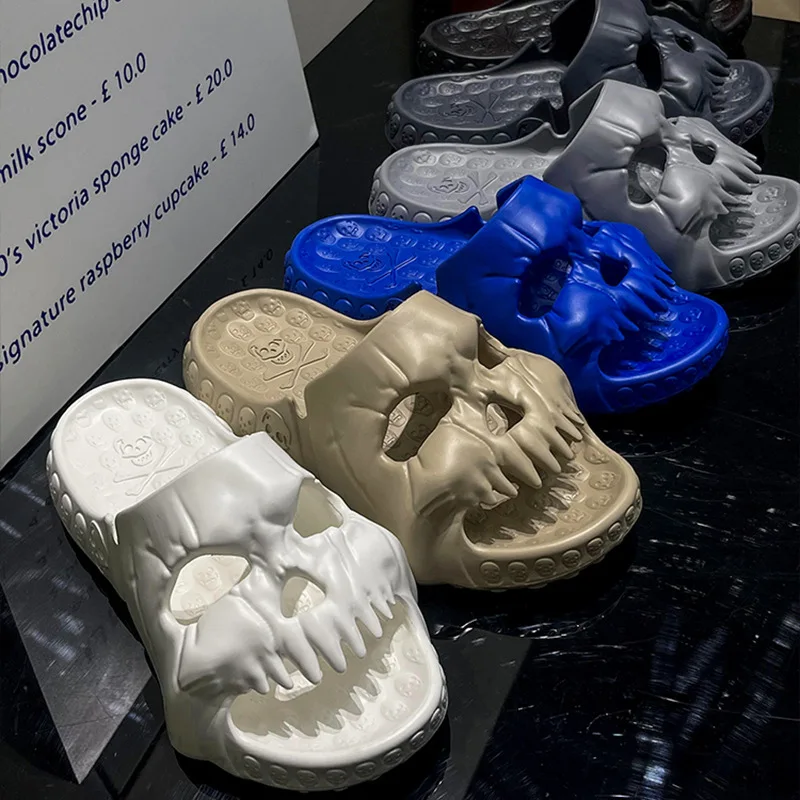 2023 Unisex men spring summer Light Weight Flat eva Shoes skull design indoor outdoor skull head shape house slippers slides