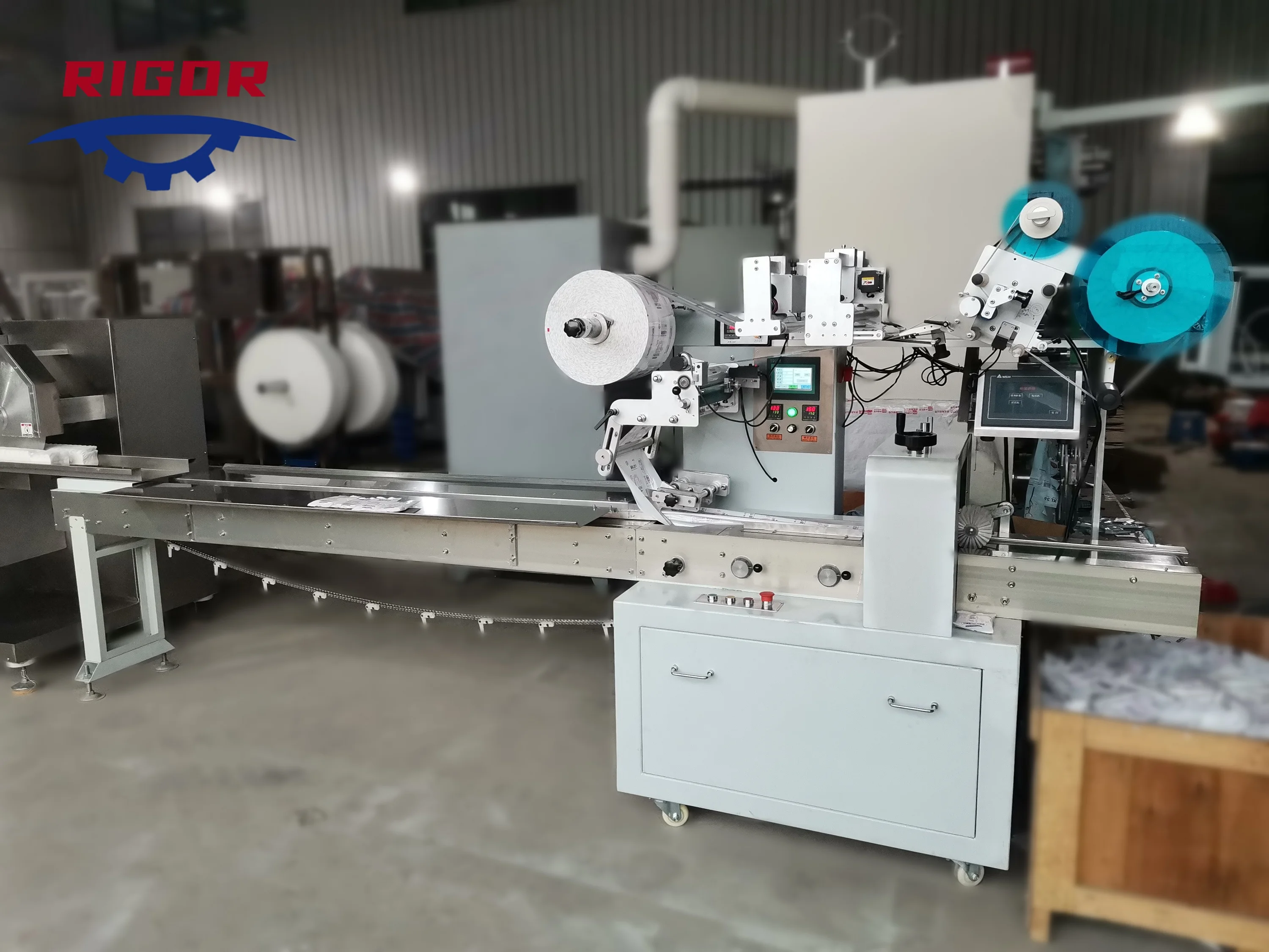 Tissue Wet Wipes Bag Packing Machine Wet Tissue Making Machine 15pcs