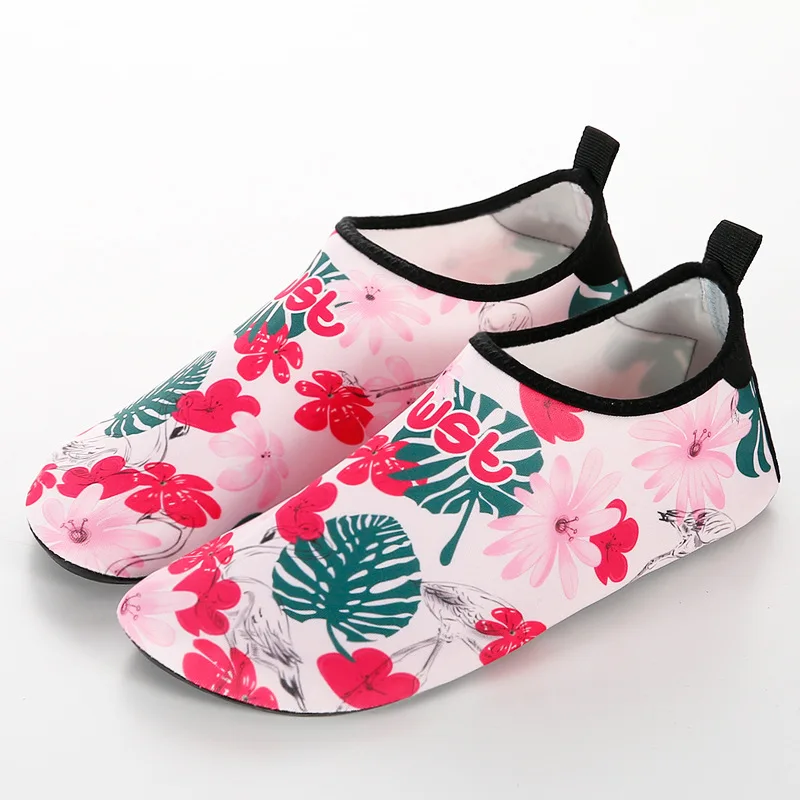 
Men and women adult beach shoes couple soft-soled diving outdoor upstream wading skin swimming treadmill shoes snorkeling shoes 