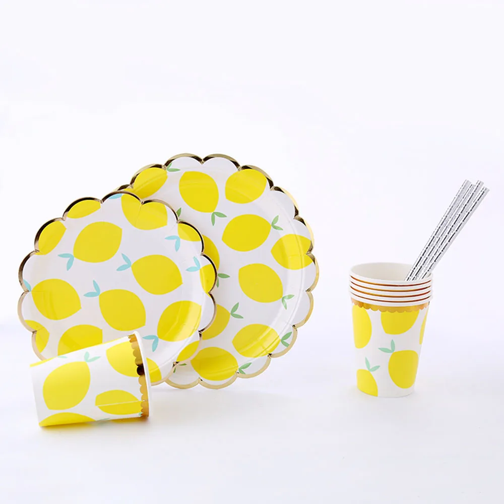 wholesale Birthday/party/festival celebration round plate Party dinner set lemon strawberry disposable paper cup paper tray set