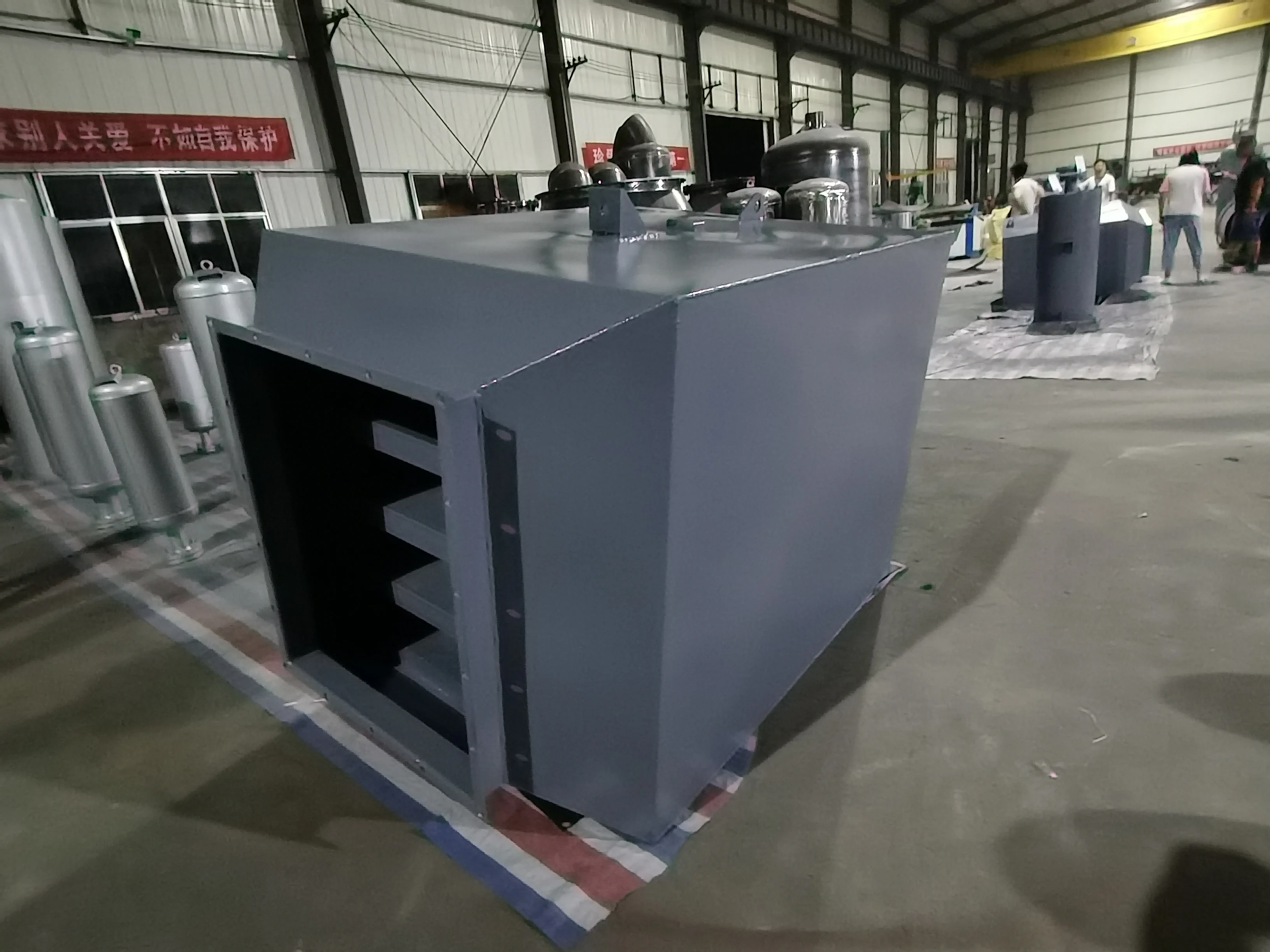 Промышленное оборудование для шумоподавления, звукоизоляционные панели и звукоизоляционные номера могут быть настроены в соответствии с потребностями