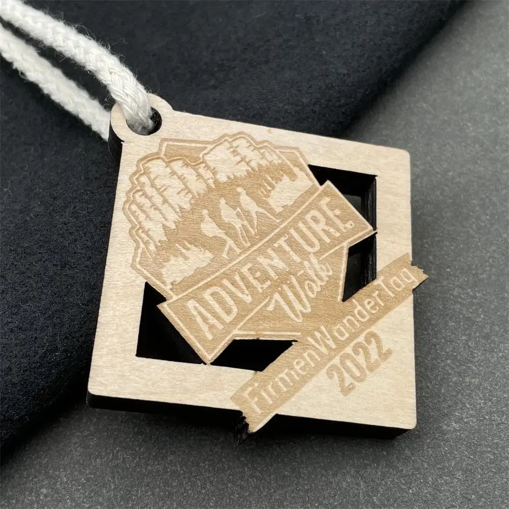 Hot sale free design wooden medal laser logo medal wood Manufacturer