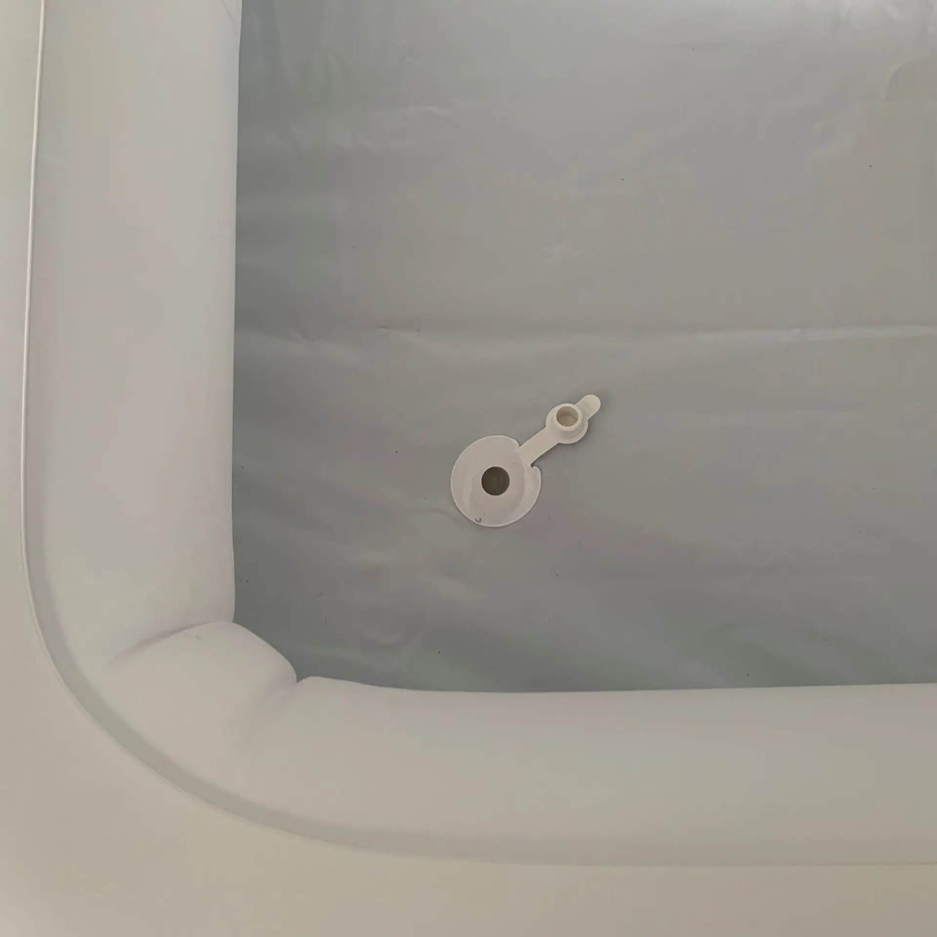 Spot customized Nursing home hospital  Medical PVC inflatable bathtub household elderly patient disabled bed bath tub