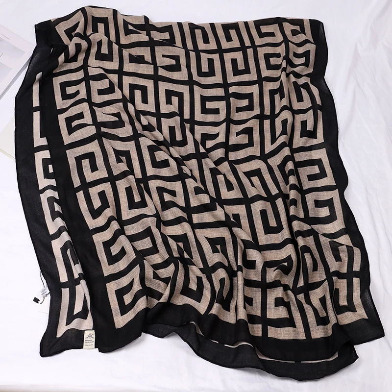 2018 Big colorful leaf printed Cotton tassel Lady latest  beach Shawls Women Scarf