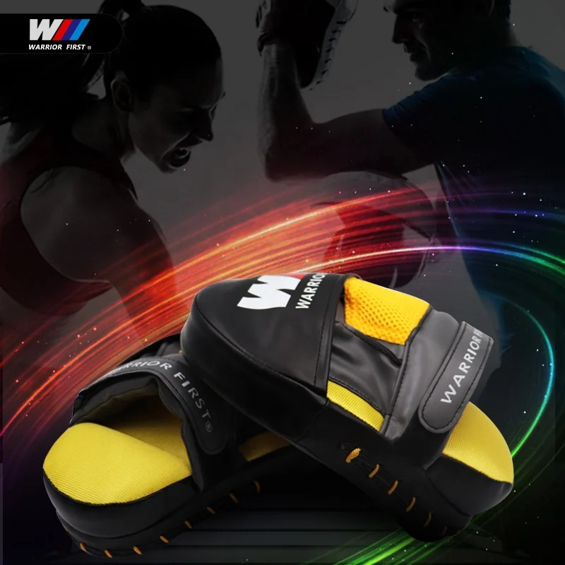 Custom logo Essential Curved Boxing MMA Punching Mitts