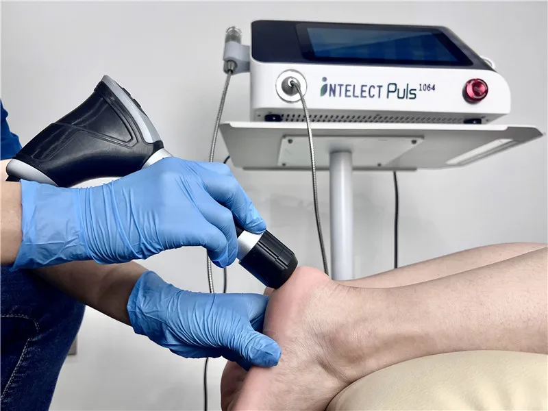 High Power Laser 980nm Therapy Red Light Therapy Neck Shoulder Massager Electric Acupuncture Stimulator Focus Shokwaves