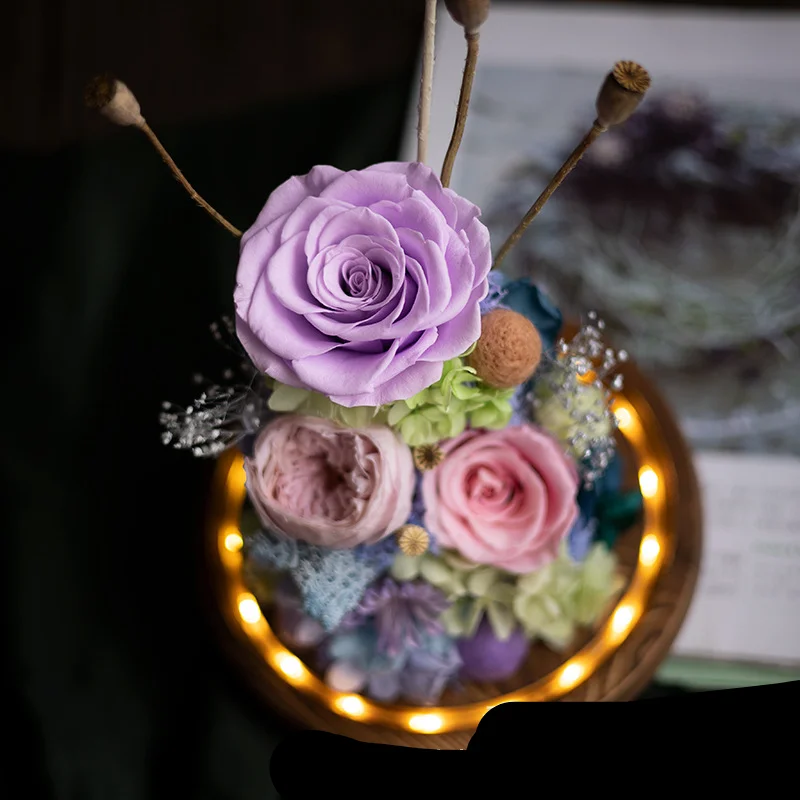 Wholesale Handmade Customized Preserved Flowers Plants Romantic Gift Forever Roses Preserved Roses In Glass Dome Flower