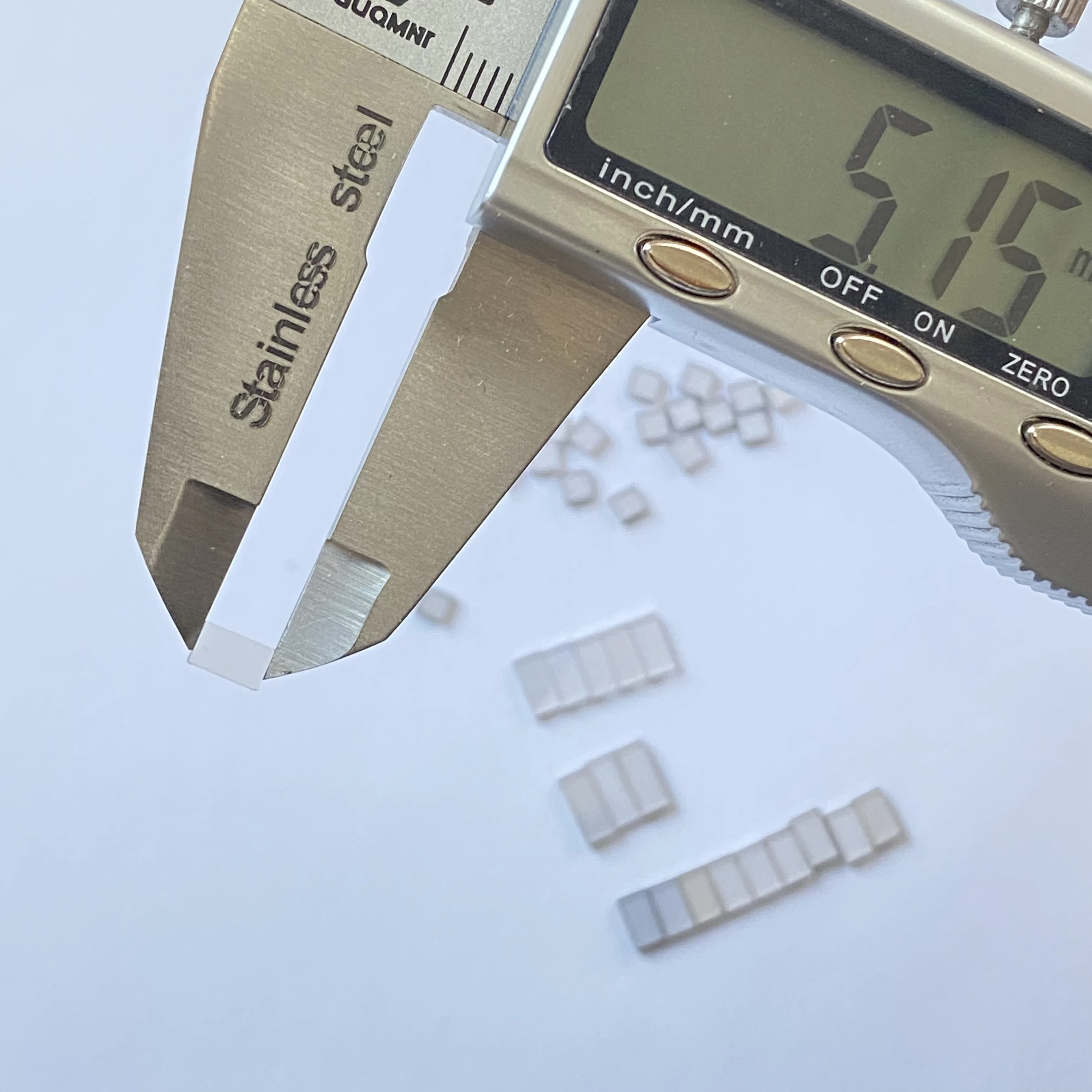 lab grown diamond White CVD single crystal for industrial 3-10mm specifications hthp