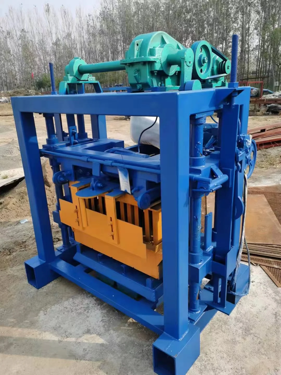 High Efficiency Manual Qt40-2 Concrete Cement Hollow Brick Block Making Machine