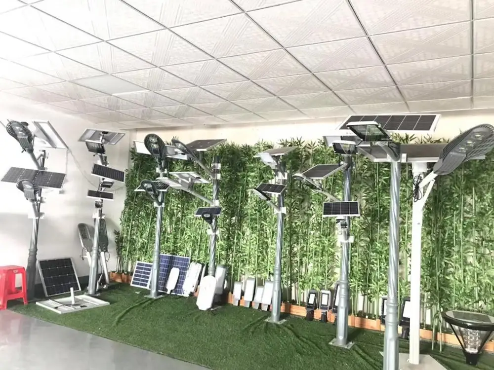 Good quality aluminum waterproof ip67 outdoor 30w 50w 70w 100w 200w solar led street light with pole