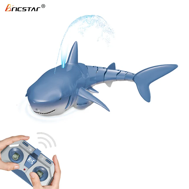 Bricstar High quality Full Function waterproof 2.4G Remote control shark toy with spray water and light