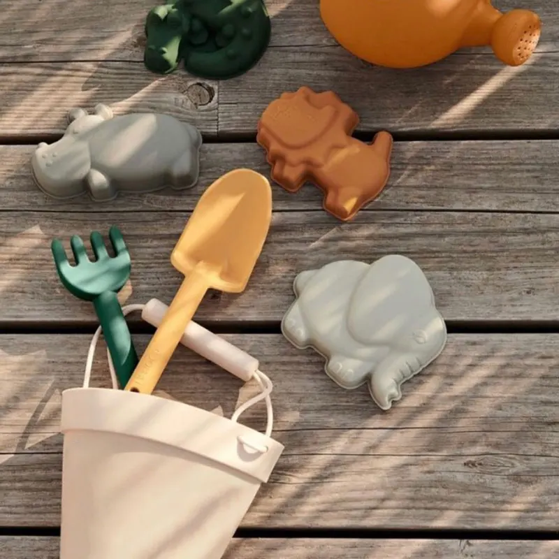 Legenday Eco-Friendly Food Grade Silicone Beach Sand Toys For Kids Baby Beach Bucket Set