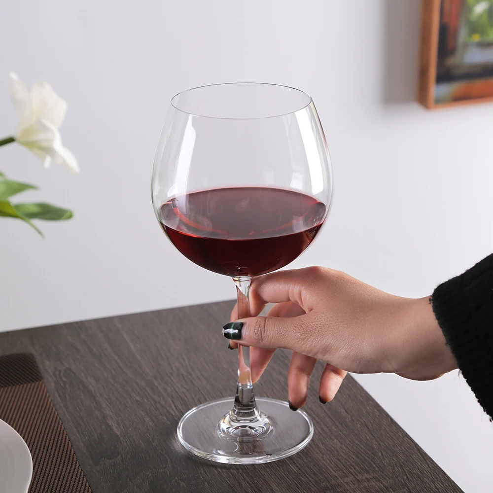 HUAPENG 23oz Luxury Wine Glasses Lead-Free Crystal Vintage Design Long Stem Top Seller Stone Island Christmas Drinking Gift