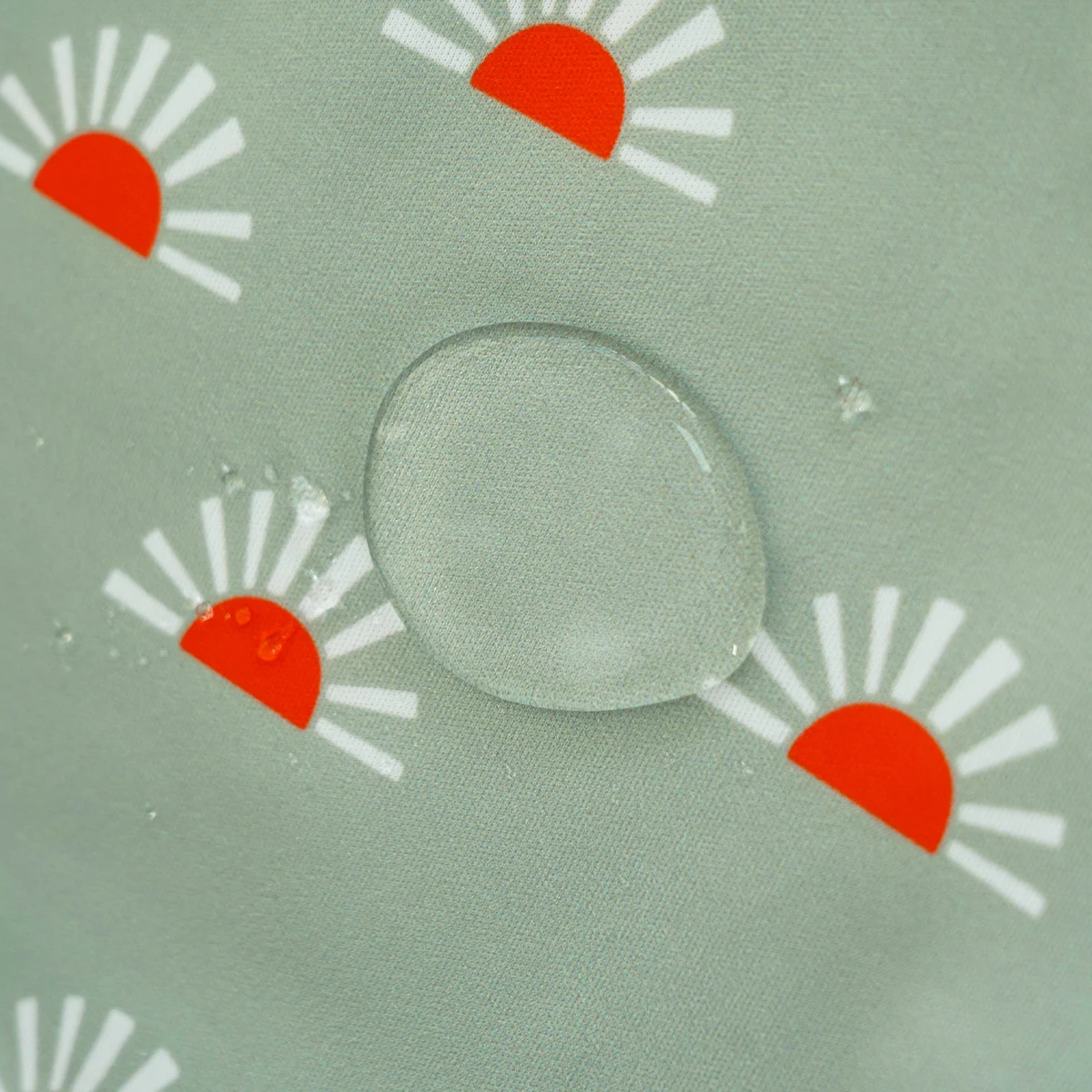 Фабричный 100% полиэстер дышащий многоразовый тканевый подгузник ткань для влажного/сухого мешка материал 700 принты водонепроницаемый диван ламинирования