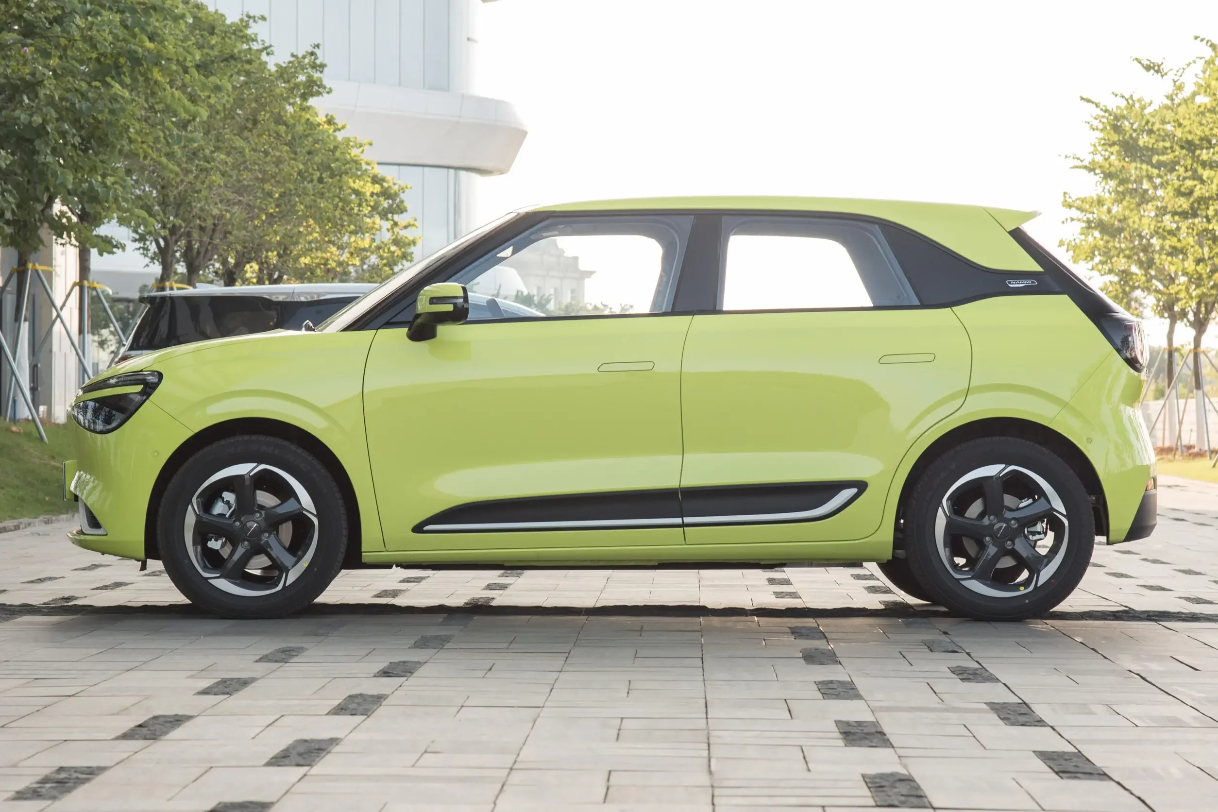 New Cars Electric Vehicle Dongfeng Nammi 01 330 430air 430max Used New Chinese Ev Cars Prices Nammi Electric Car For Adults
