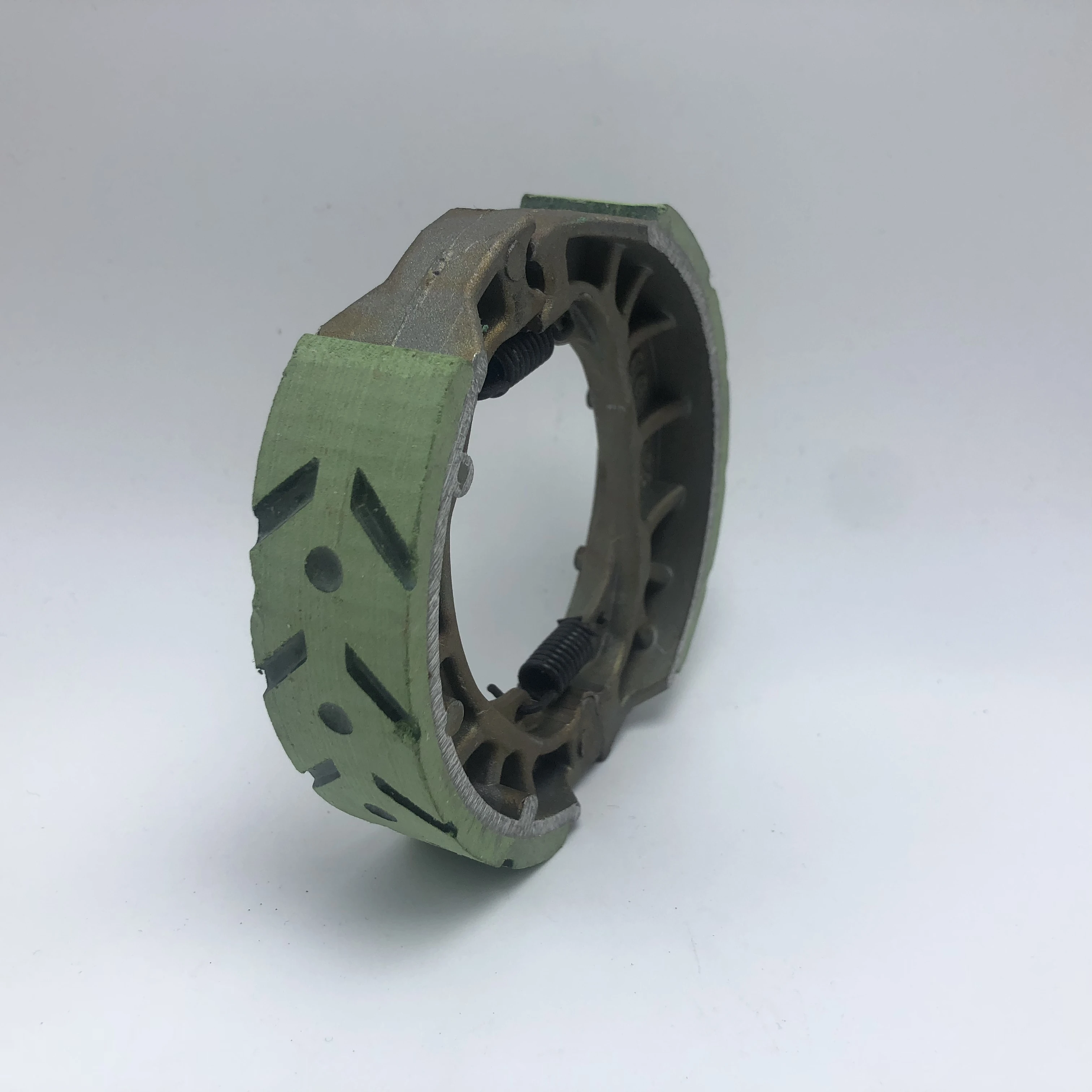 Высокопроизводительные запасные части для барабанных колес, длительный срок службы, низкая цена, прочная подкладка, тормозные колодки CG125